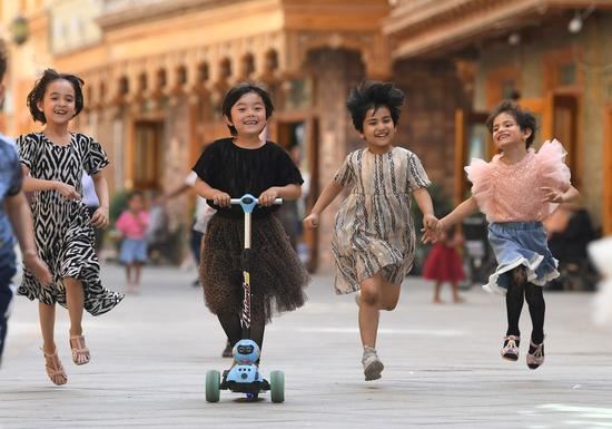 Study explains population change in Xinjiang