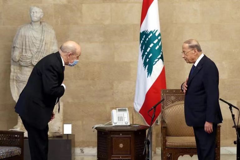 法国外长同黎巴嫩多名政要举行会谈