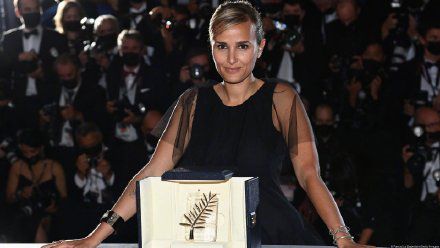 74届戛纳获奖名单出炉 法国女导演《钛》登顶金棕榈