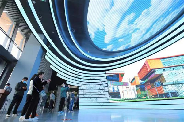 海外华媒聚焦成都东部新区：“未来之城”未来可期