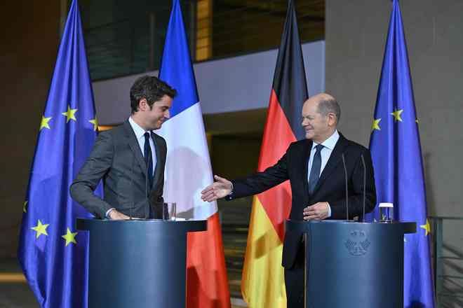 法国新总理首访德国