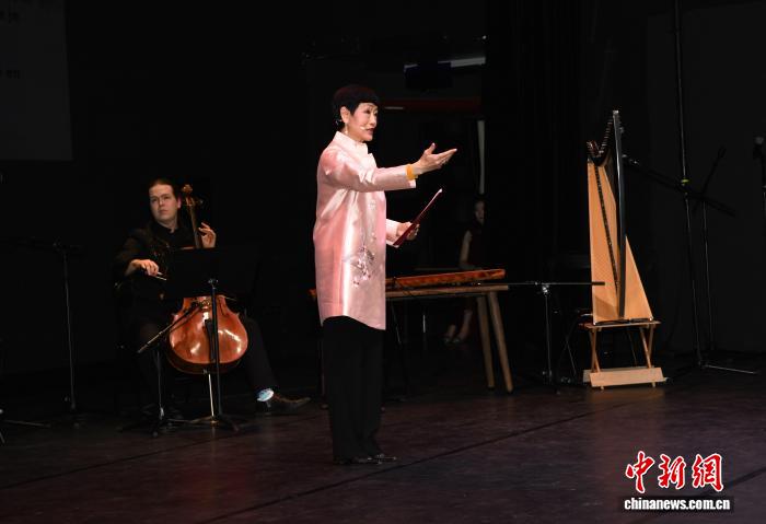 “穿越诗歌的星空”诗歌音乐会亮相巴黎