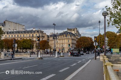 民调显示大多数法国人对中东战事持续感到忧虑
