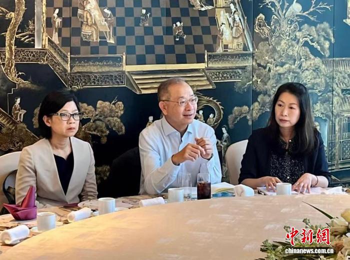 香港金管局总裁：国际投资者为香港投下“信任票”