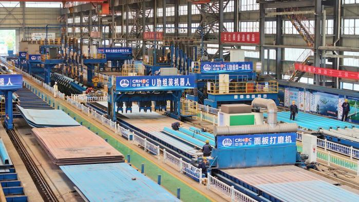 中铁宝桥：劳模工匠为桥梁工程建设“添翼赋能”